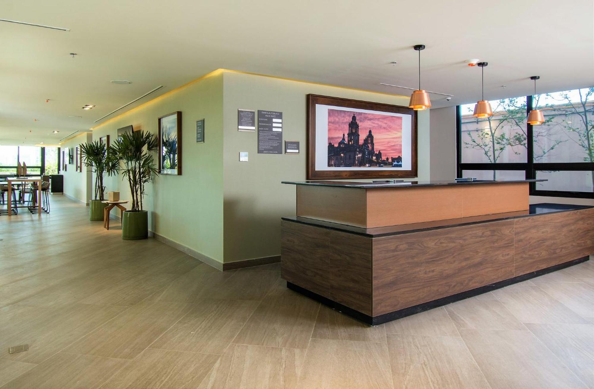 Staybridge Suites - Guadalajara Novena By Ihg Eksteriør billede