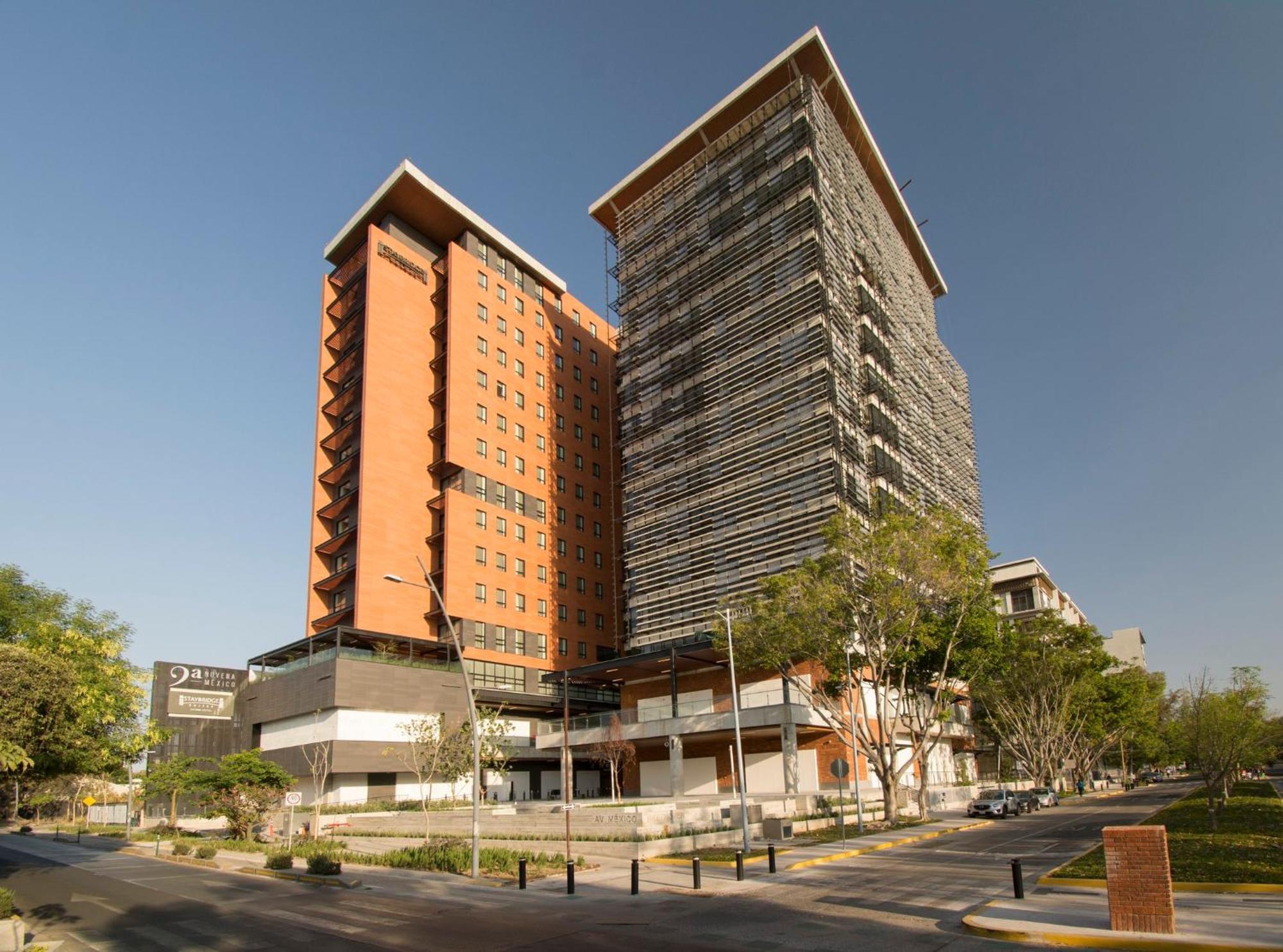 Staybridge Suites - Guadalajara Novena By Ihg Eksteriør billede