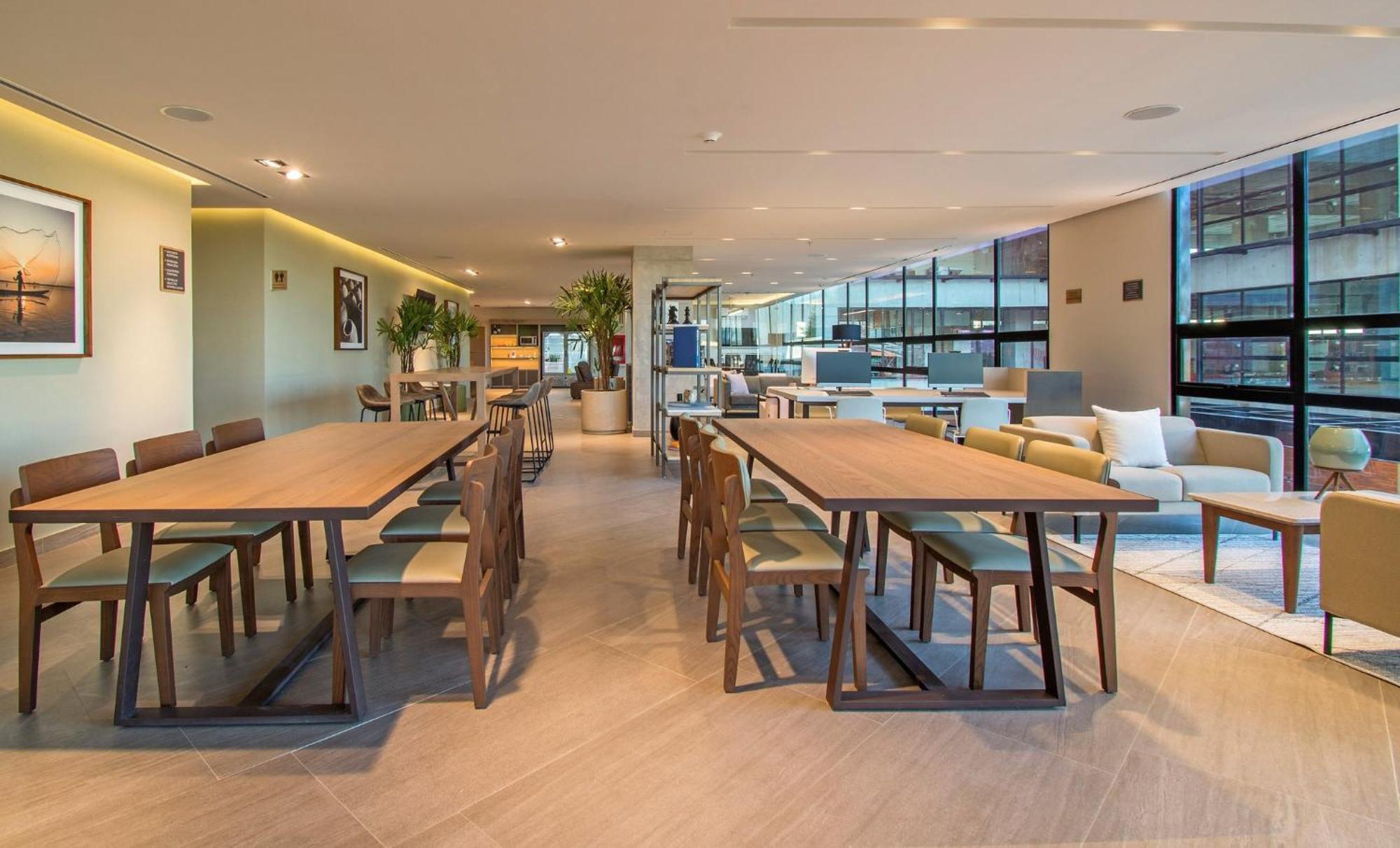 Staybridge Suites - Guadalajara Novena By Ihg Eksteriør billede